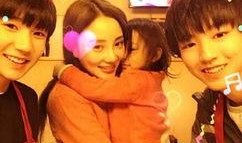 爆料一姐打女儿视频播放,打女儿视频引发社会关注