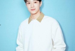 圈内爆料赖冠霖周也,甜蜜互动引粉丝热议